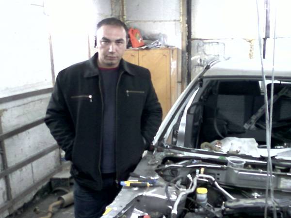 Юрий Азарян