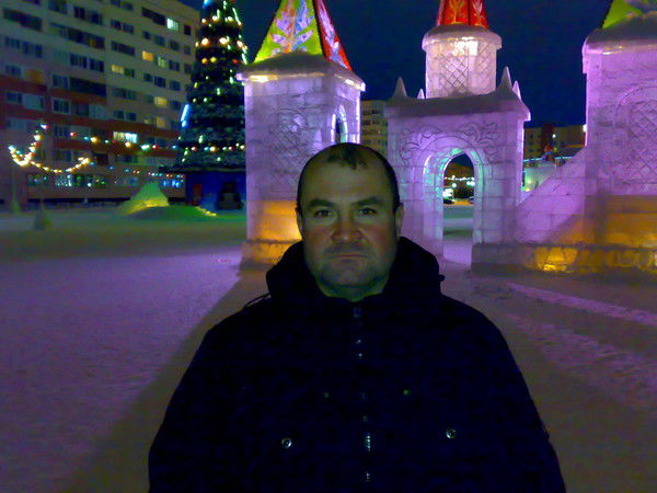 Олег Викторов