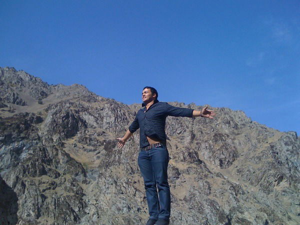 Умед Умаров