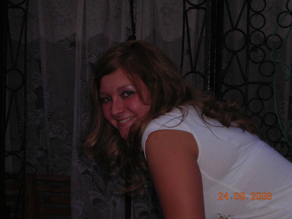 Лена Панина