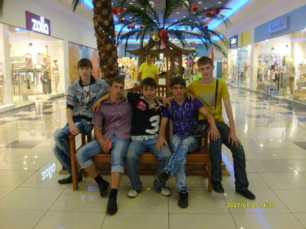 Антон Володин