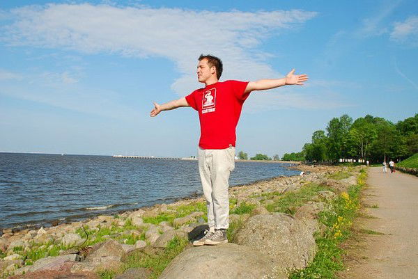 Максим Новиков