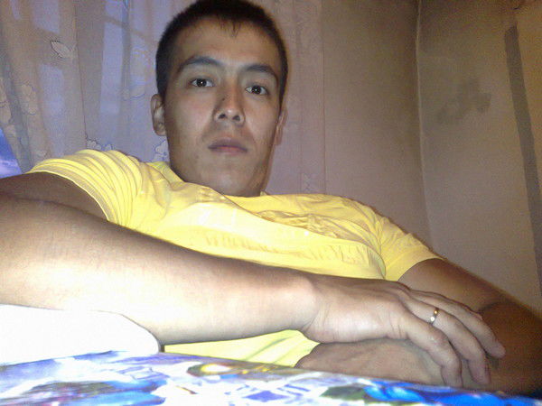 Paraxat Allambergenov