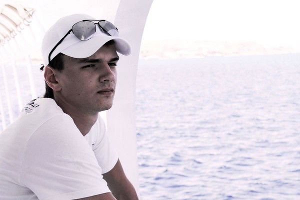 Александр Хорошавин