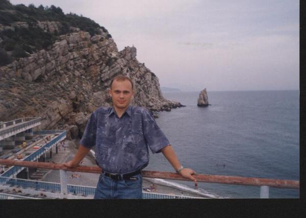 Андрей Поникаровских