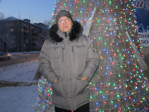 Юрий Иванов