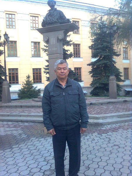 Бимухан Тазабеков