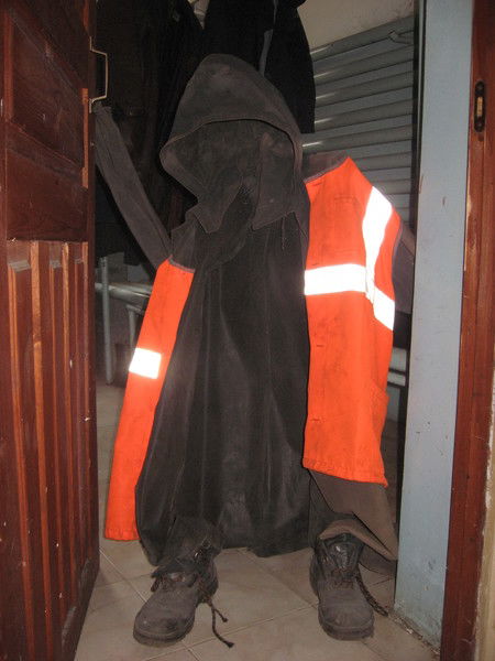 Потусторонний ---