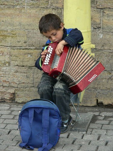 Игорь Попов