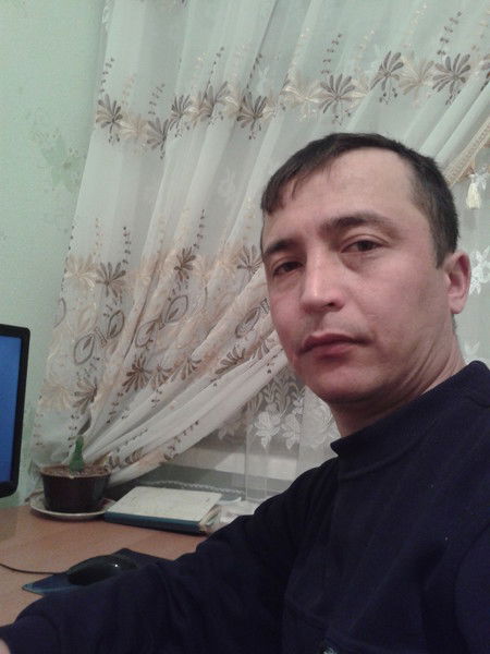 Юнус Tураев