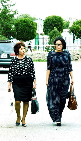 Менслу Измакова