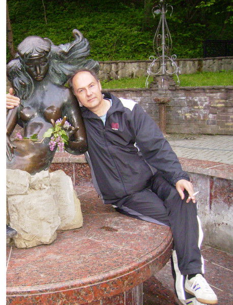 Олег Ломакин