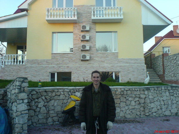 Виталий Калиничев