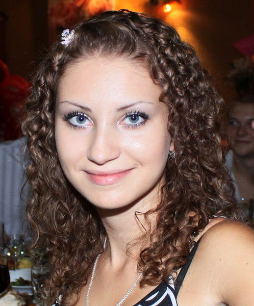 Алина Азарова