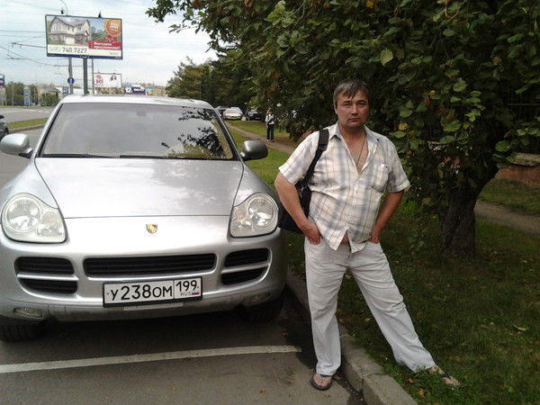 Алексей Иванов