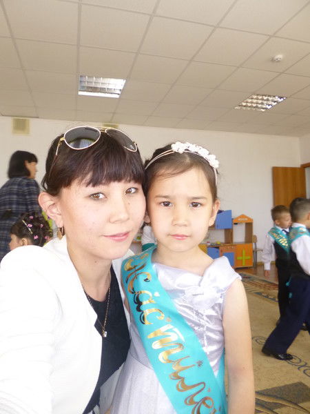 Ajzhan_Murat Raskeldinovi