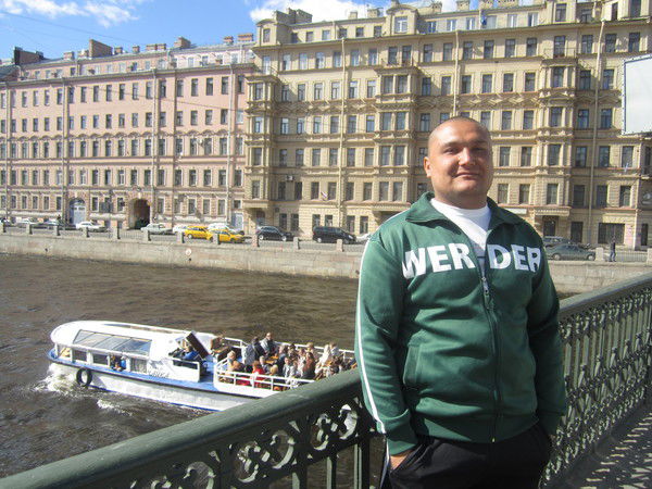 Сарвар Якубов