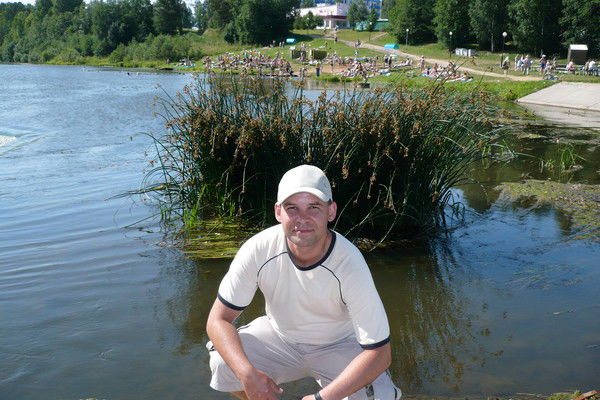 Константин Захлестин