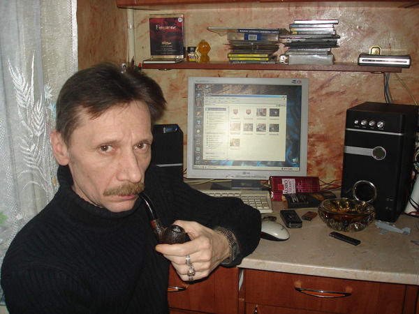 Евгений Лебедев