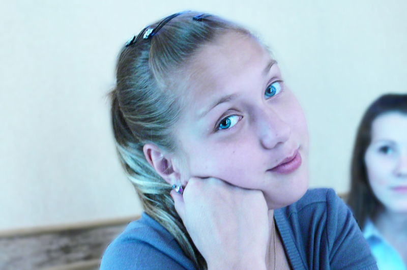 Катька Бычкова:)