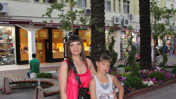 Лариса Петри