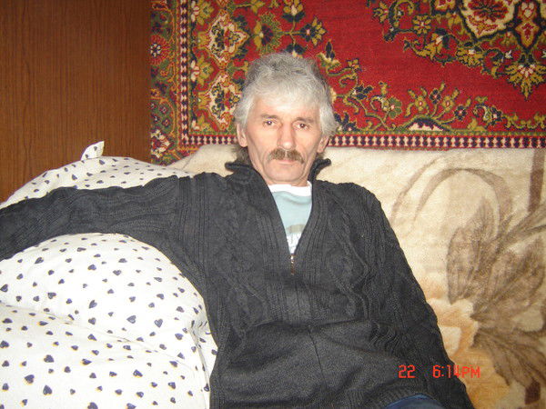 Саша Любомудров