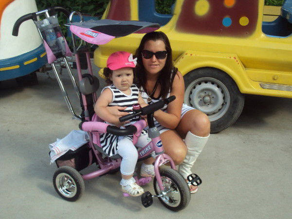 Анна Томина