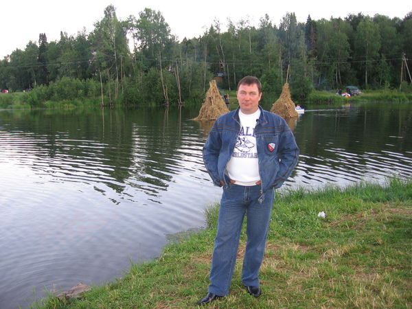 Игорь Захарищев