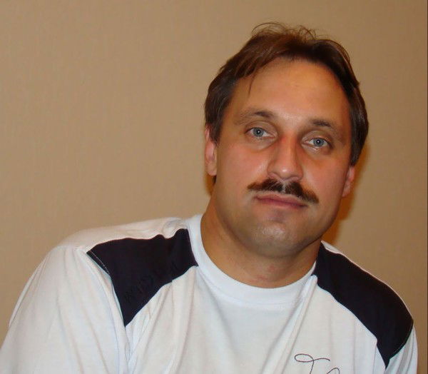 Владислав Орехов