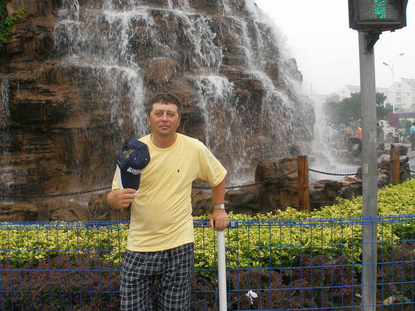 Александр Литвинов