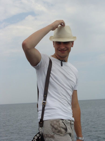 Толик Уманец