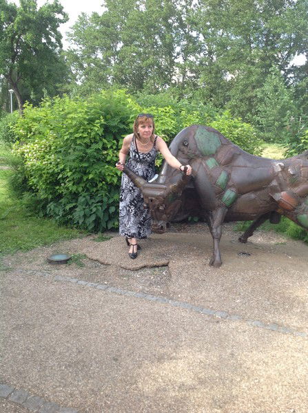 Елена Искучекова