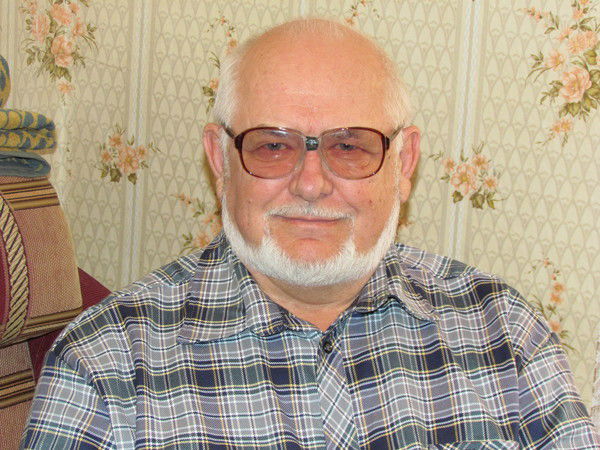 Геннадий Степанов