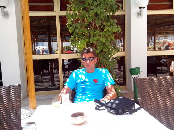 Юрий Романов