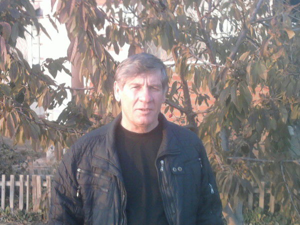 Александр Якушин