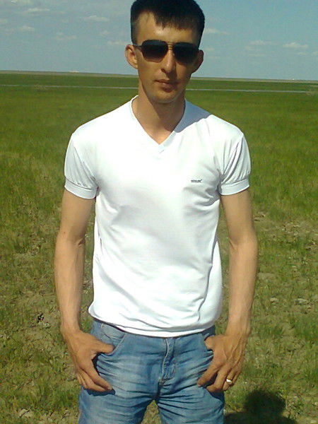 Буркiт Киікбаев