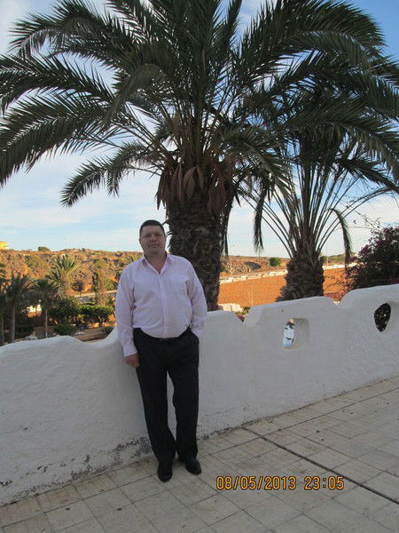 Виктор Лавров