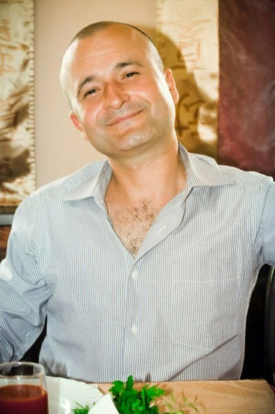 Александр Утикеев