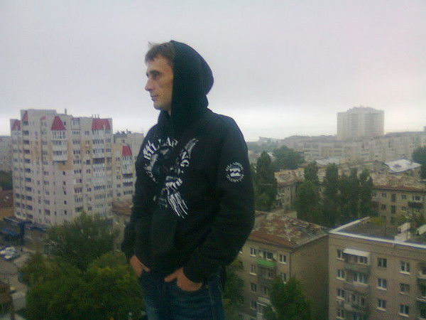 Андрей Максименко