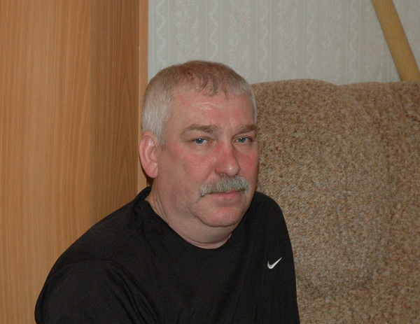 Виктор Попов