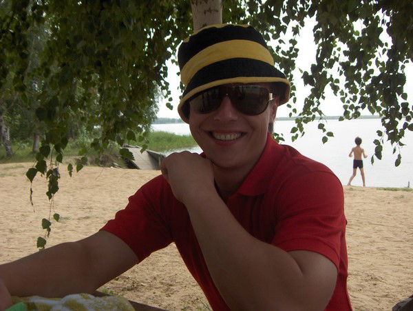 Денис Казаков