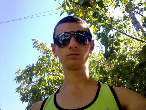 Артём Кахаров