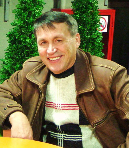 Константин Золотов