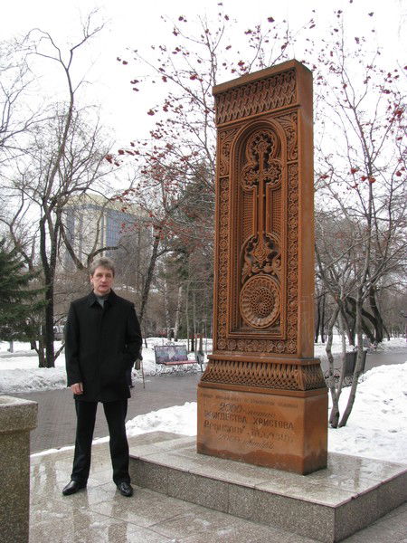 Андрей Попугаев