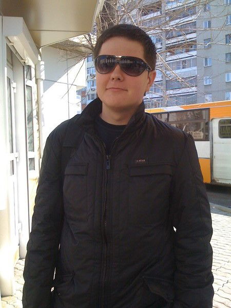 Денис Лахтин