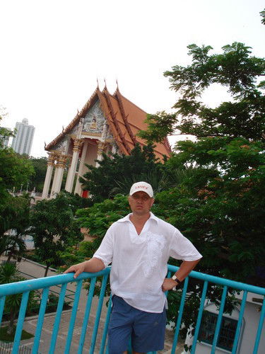 Юрий Иванов