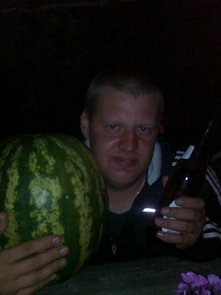 Виктор Николаев