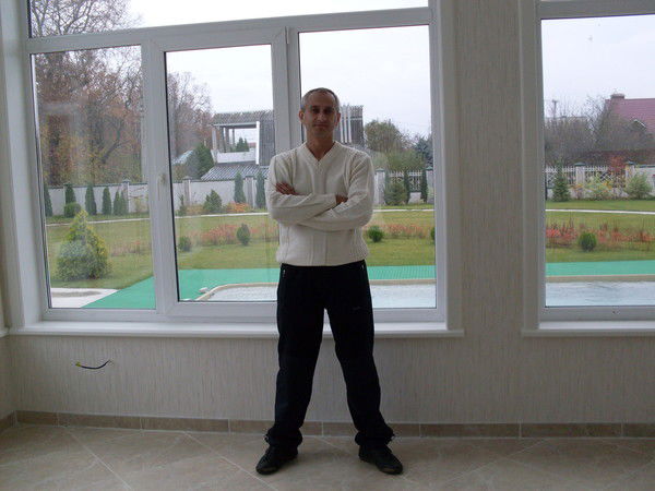 Виктор Степанов