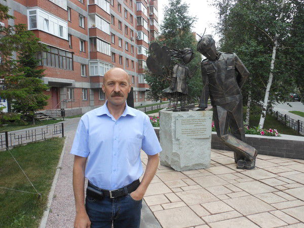 Анатолий Карпов