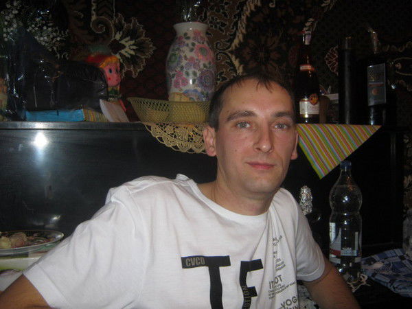 Роман Кухарев